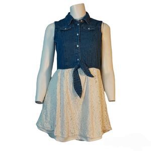 Blue & White Sleeveless Girls sz Large Dress